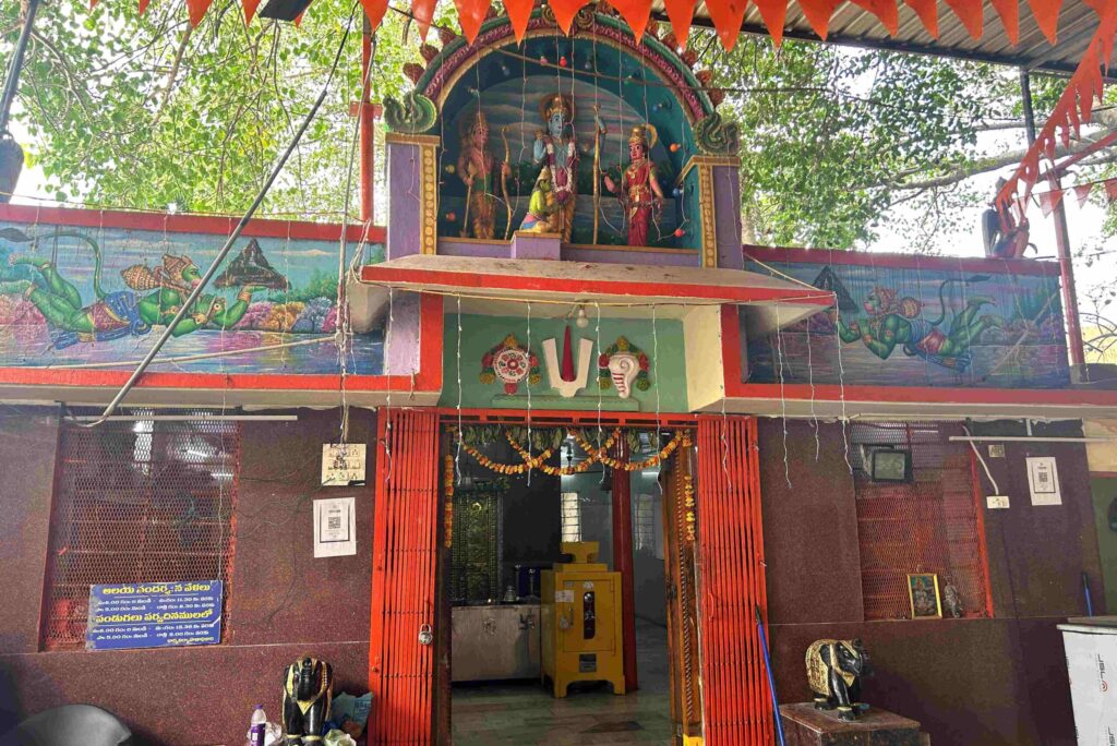 Sri Abhaya Anjaneya Swamy Devalayam (Hanuman Temple) , Vikrampuri Colony, Karkhana, Secunderabad, Telangana 500015