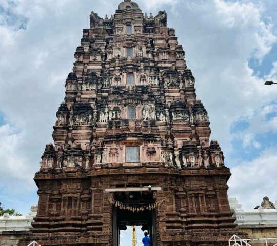 Sri Vontimitta Kodanda Rama Swamy Temple, Ramalayam ,  Vontimitta, Kadapa, Andhra Pradesh 516001