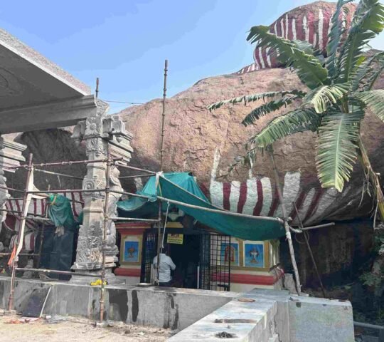 Sri Anantha Padhmanabha Swamy Temple , Khajaguda , Manikonda, Telangana 500104