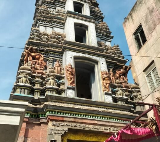 Sri Bhramaramba Mallikarjuna Devasthanam , Old Shivalayam , Mallikarjunapeta, Vijayawada, Andhra Pradesh 520001 Sri Bhramaramba Mallikarjuna Devasthanam , Old Shivalayam , Mallikarjunapeta, Vijayawada, Andhra Pradesh 520001