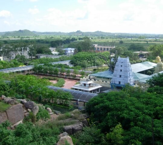 Sri Gnana Saraswathi Devasthanam Mudhole – Mandal, Basar, Telangana 504101