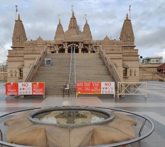 BAPS Shri Swaminarayan Temple , Pune, Maharashtra 411046 BAPS Shri Swaminarayan Temple , Pune, Maharashtra 411046