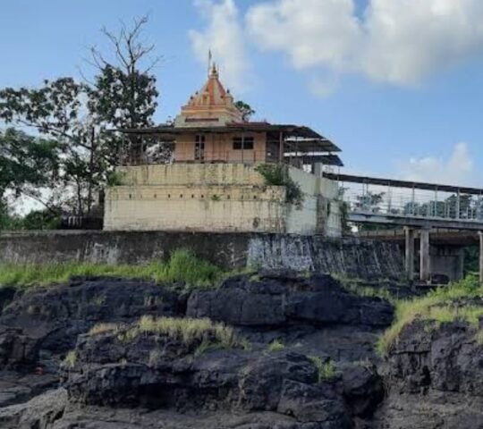 Shri Nandikeshwar Shiva Temple, Tilase, Maharashtra 421303 Shri Nandikeshwar Shiva Temple, Tilase, Maharashtra 421303